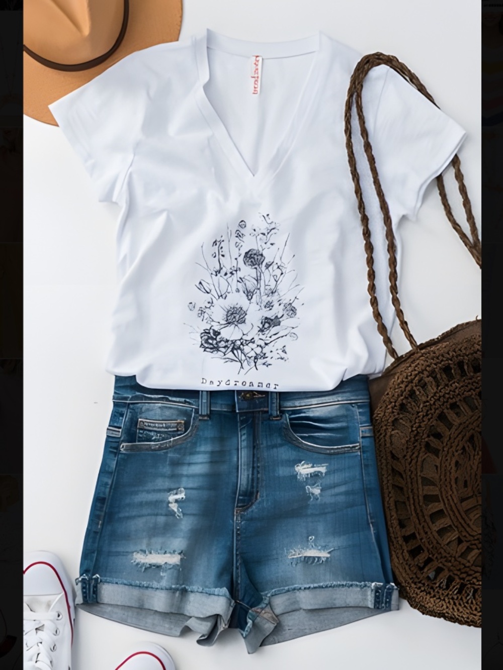 Love Vintage Floral Daydreamer Short Sleeve V-Neck Graphic Tee